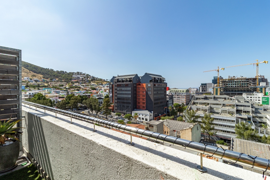 1 Bedroom Property for Sale in Cape Town City Centre Western Cape